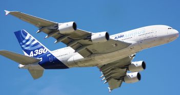 Darum fliegt der Flugzeugbauer noch tiefer in die Krise!