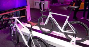 Auto und Fahrrad von morgen: Auch mobil vernetzt sein