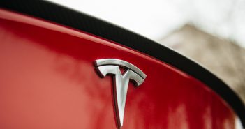 Tesla erneut im Fokus